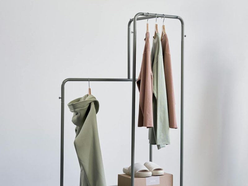 How to Build a Capsule Wardrobe: The Complete Beginner’s Guide