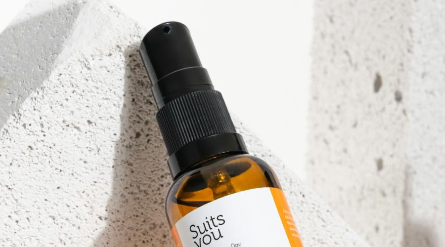 Vitamin C Serum Benefits: What It Actually Does (and What’s Just Marketing)
